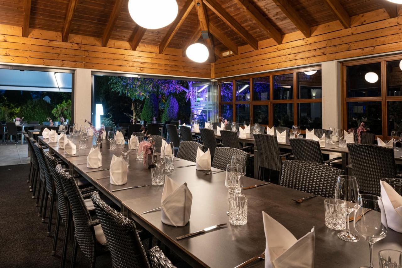 Hotel Restaurant Zehn-Brunnen Renningen Exterior foto